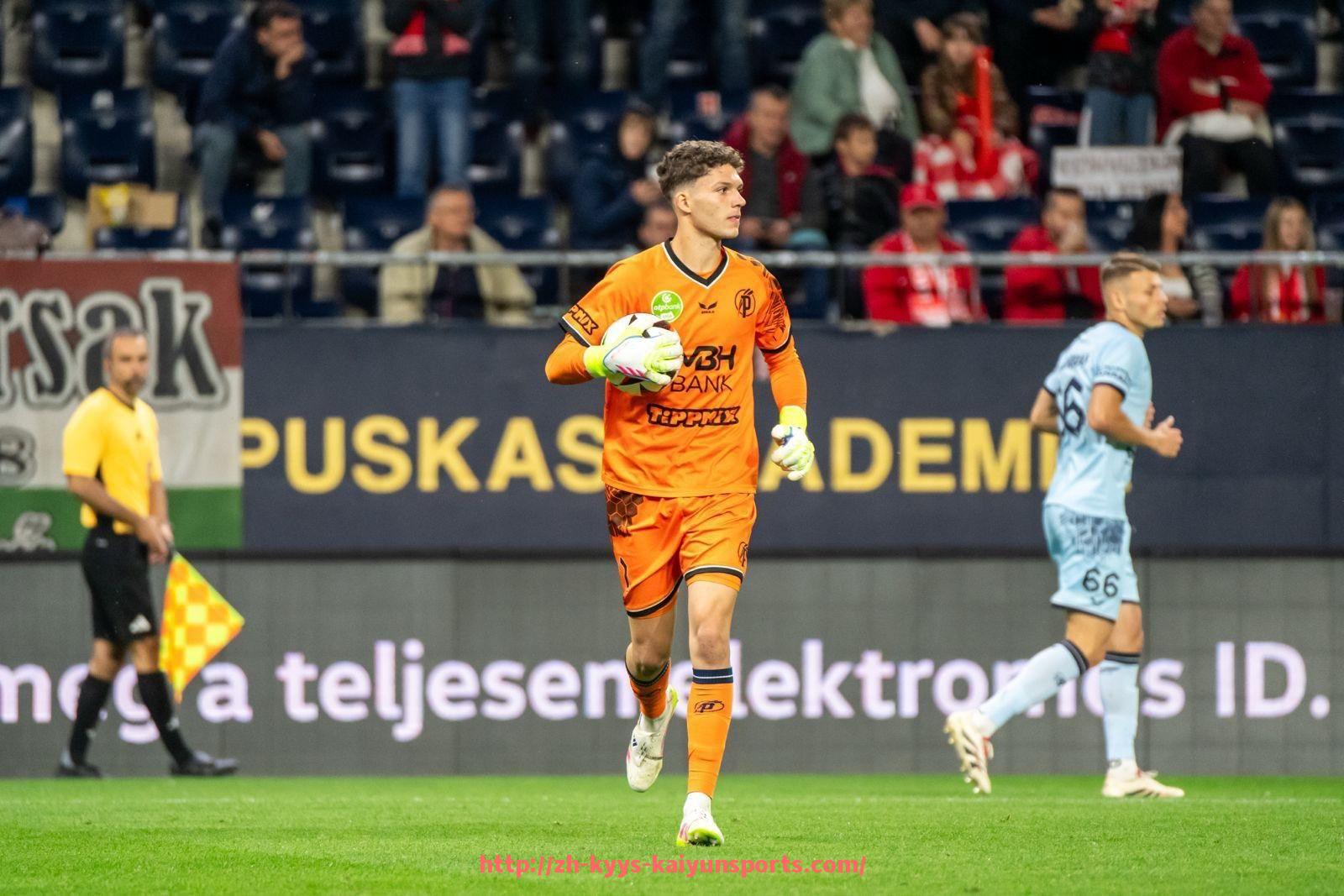 ky开云-火箭队滑翔机绰号的由来及NBA表现