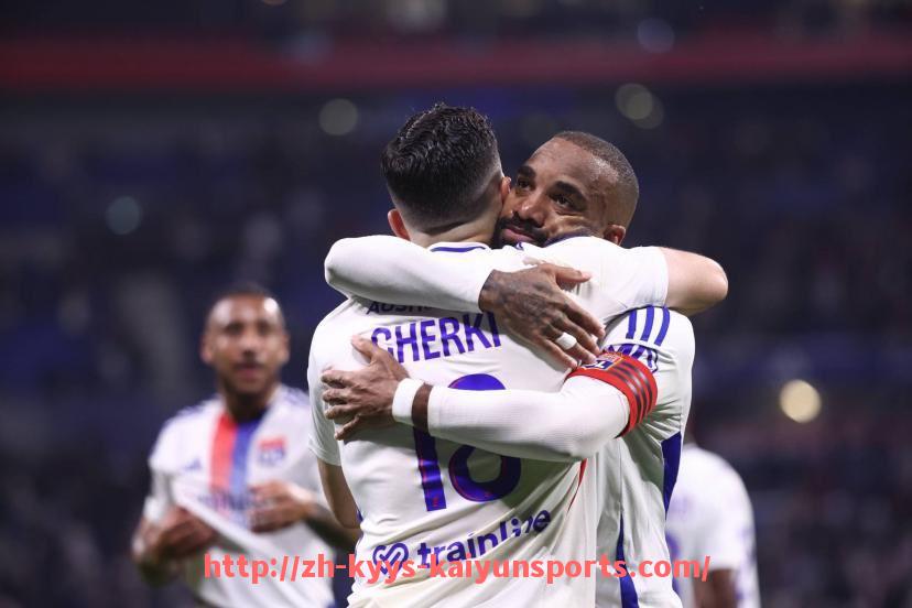 ky开云-世俱杯品牌联动案例解析助力跨界合作共赢